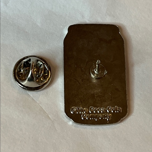 Diet Coke Logo Enamel Brooch - Red and Silver - Picture 6 of 6